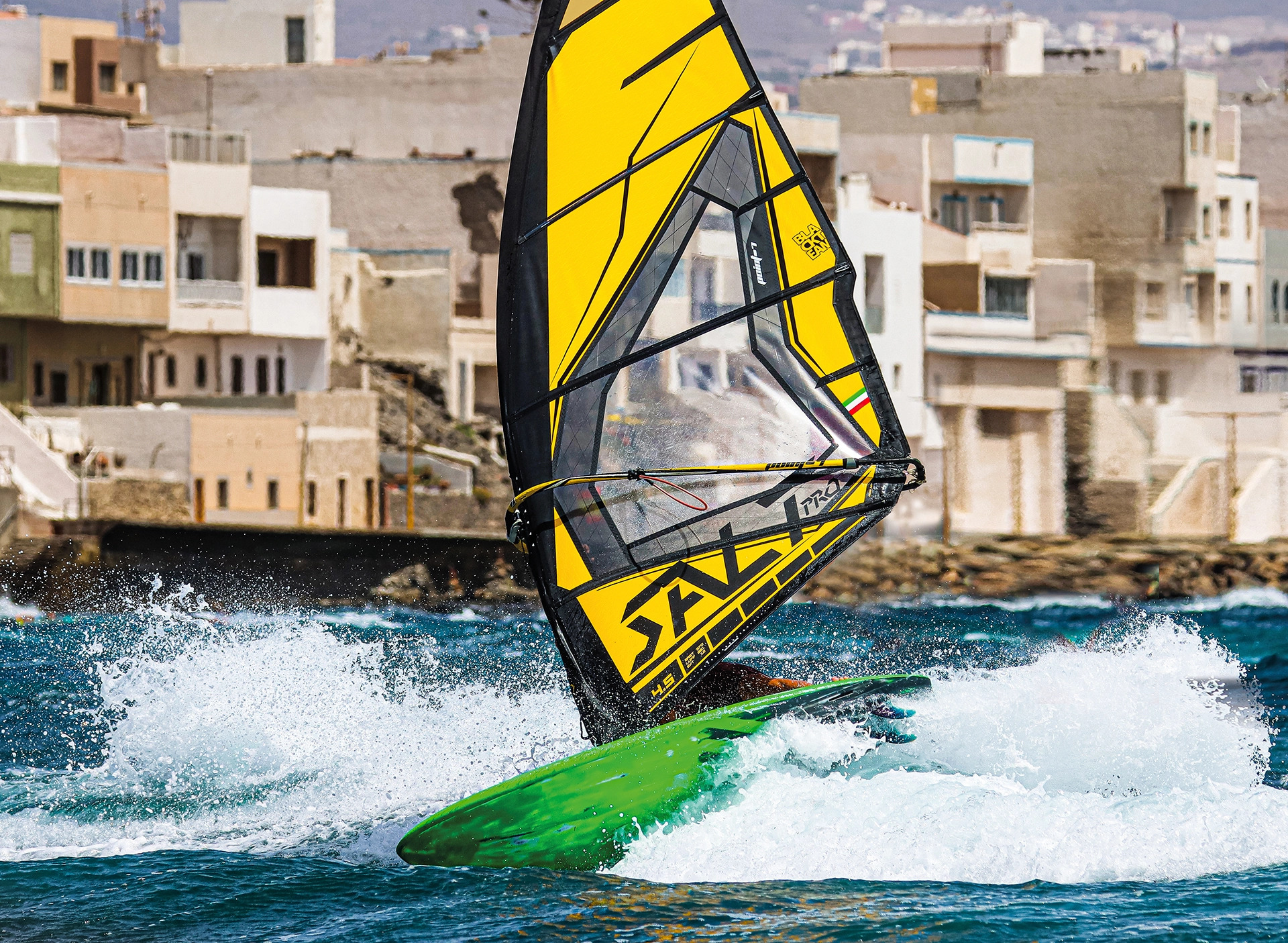 salt-pro-obrayek-v-terenu-windsurfing-karlin-point7